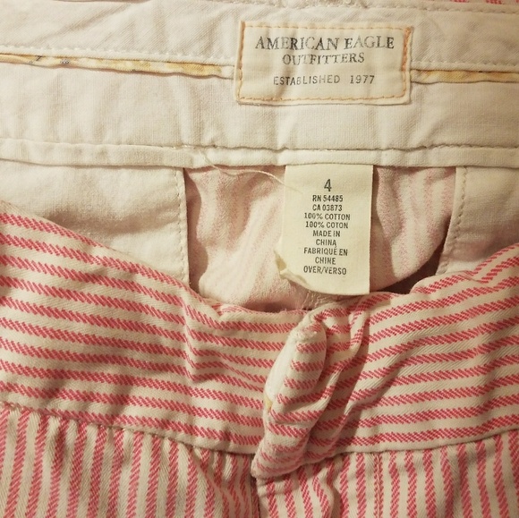 🌸 Poshmark Title:
American Eagle Pink & White Cotton Shorts Size 4 ✨ - Picture 3 of 5